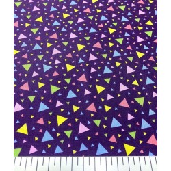 Laciver Üçgenler Poplin Kumaş Laciver Üçgenler Poplin Kumaş