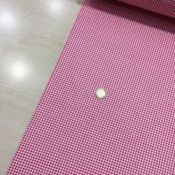 Küçük Kareli Kırmızı Poplin Kumaş